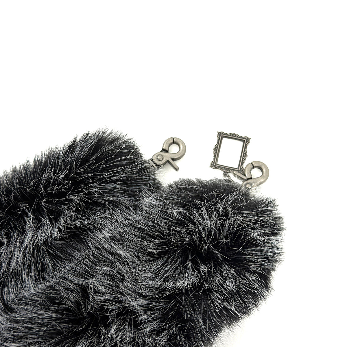 BLACK FUR CHAIN / BLACK