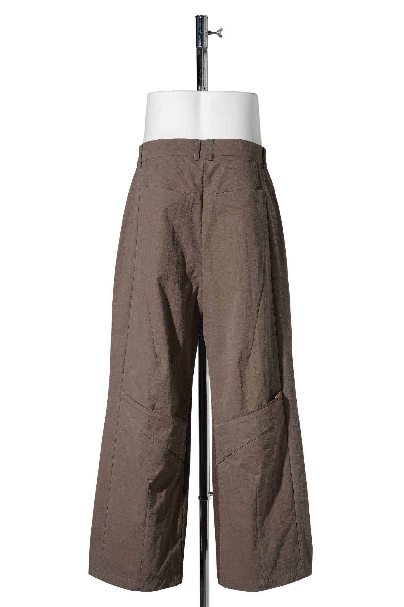 EP.9 01 TROUSERS / BROWN