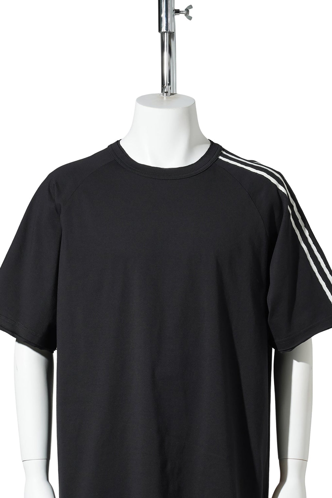 RE 3S SS TEE / BLACK