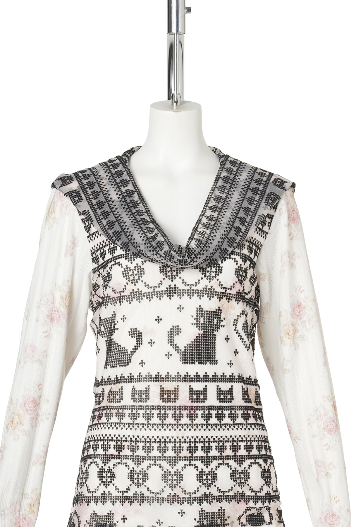 FLOCKED JACQUARD WRAP TOP / IVORY/CHARCOAL