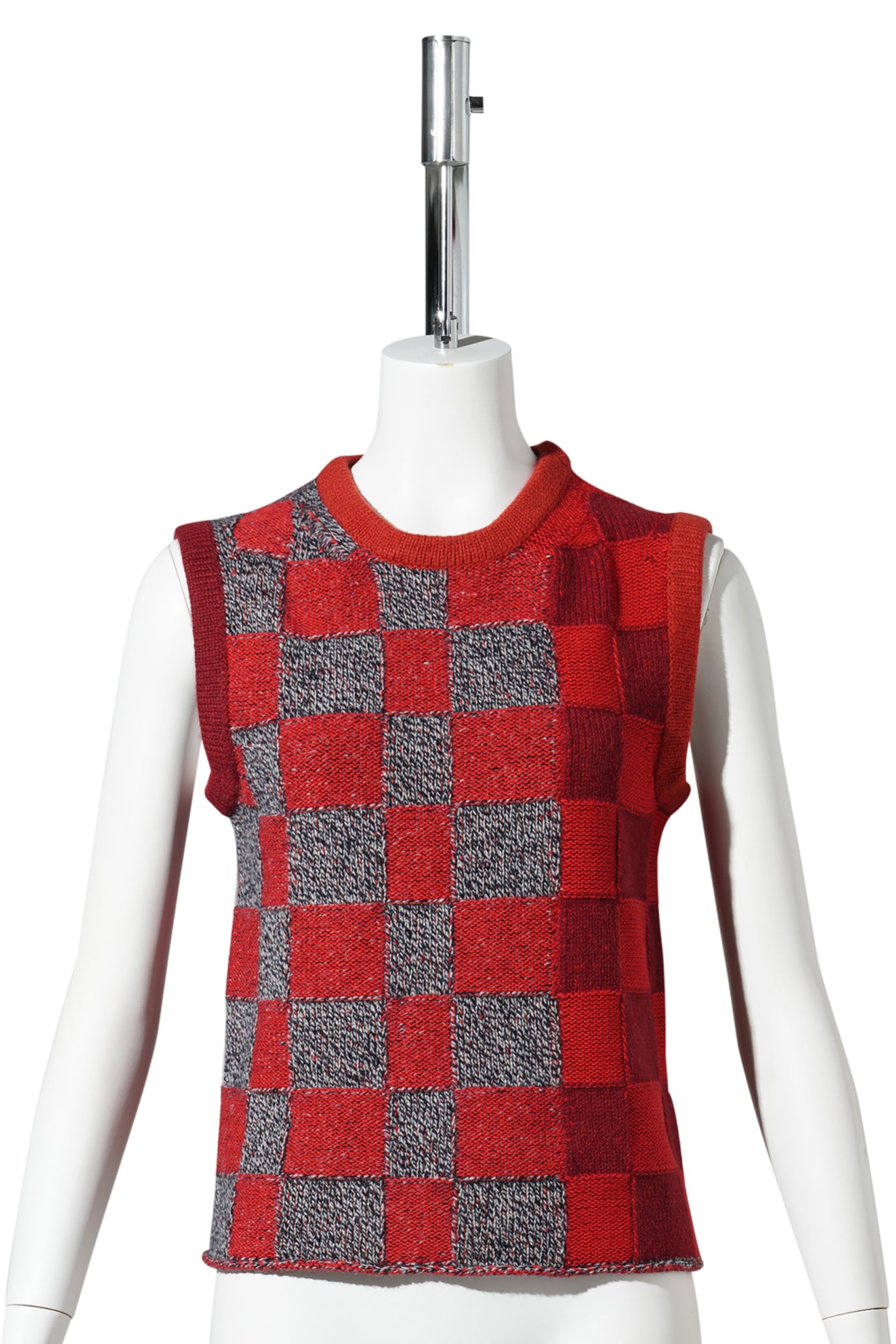 PLAITED CHECK TANK / GREY/RED
