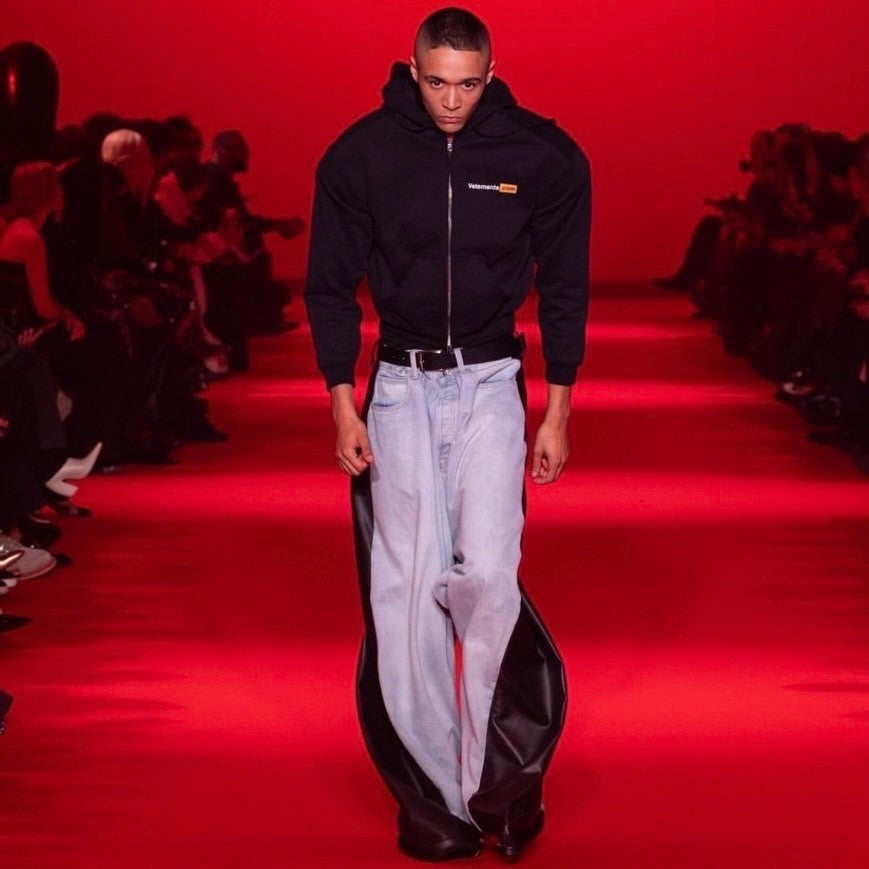 VETEMENTS - NEW ARRIVAL