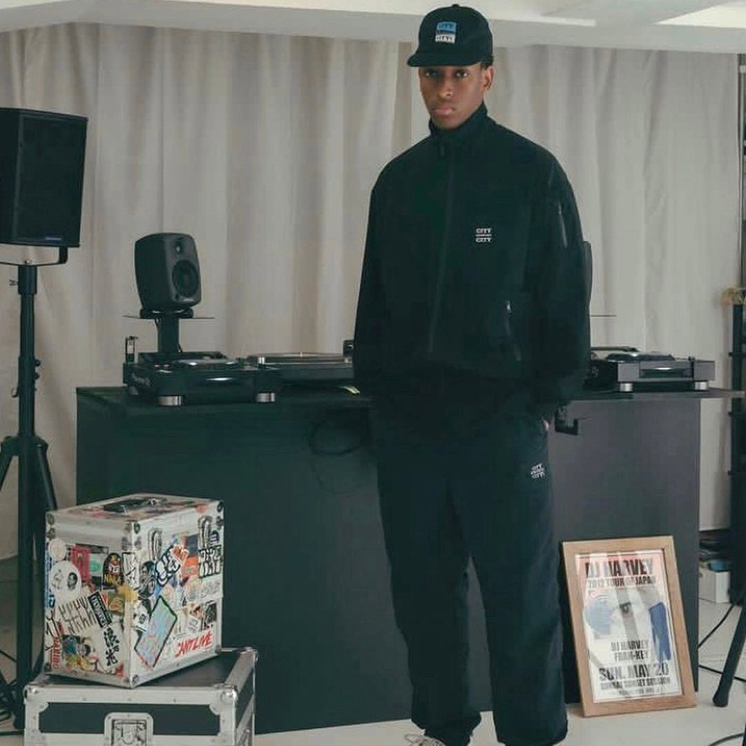 CITY COUNTRY CITY - NEW DELIVERY