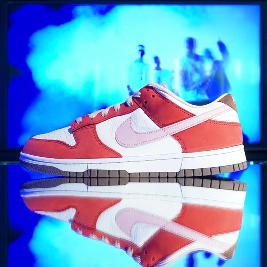 NIKE WMNS DUNK LOW PRM - NEW DELIVERY