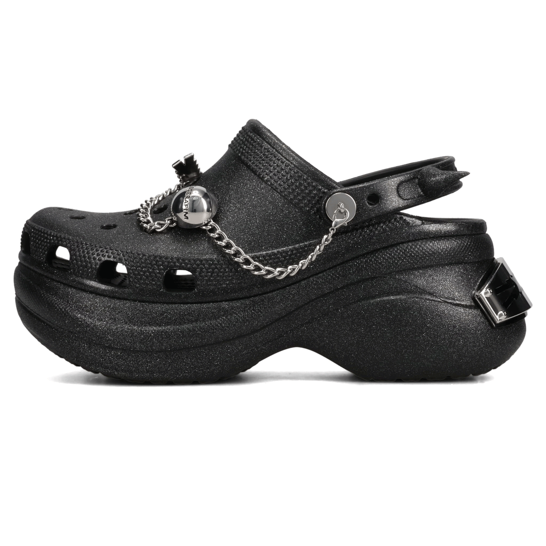 Crocs x LE SSERAFIM - NEW DELIVERY