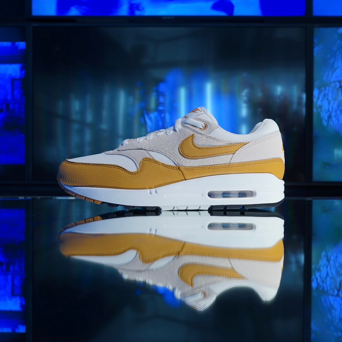 NIKE AIR MAX 1 SC - NEW DELIVERY