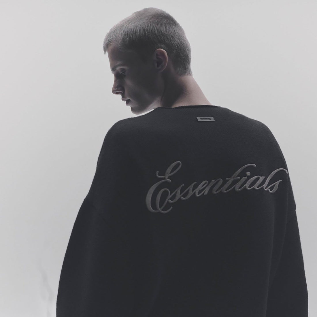 ESSENTIALS - NEW DELIVERY
