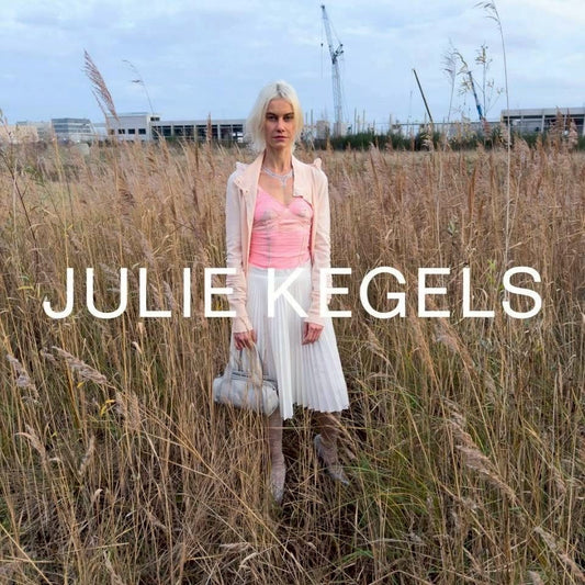 JULIE KEGELS - NEW ARRIVAL