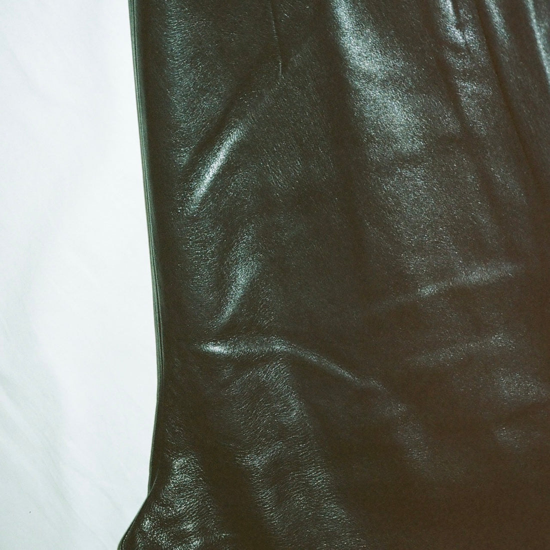 YVES SAINT LAURENT - NEW DELIVERY