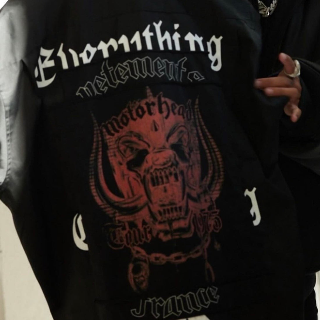 VETEMENTS - NEW DELIVERY