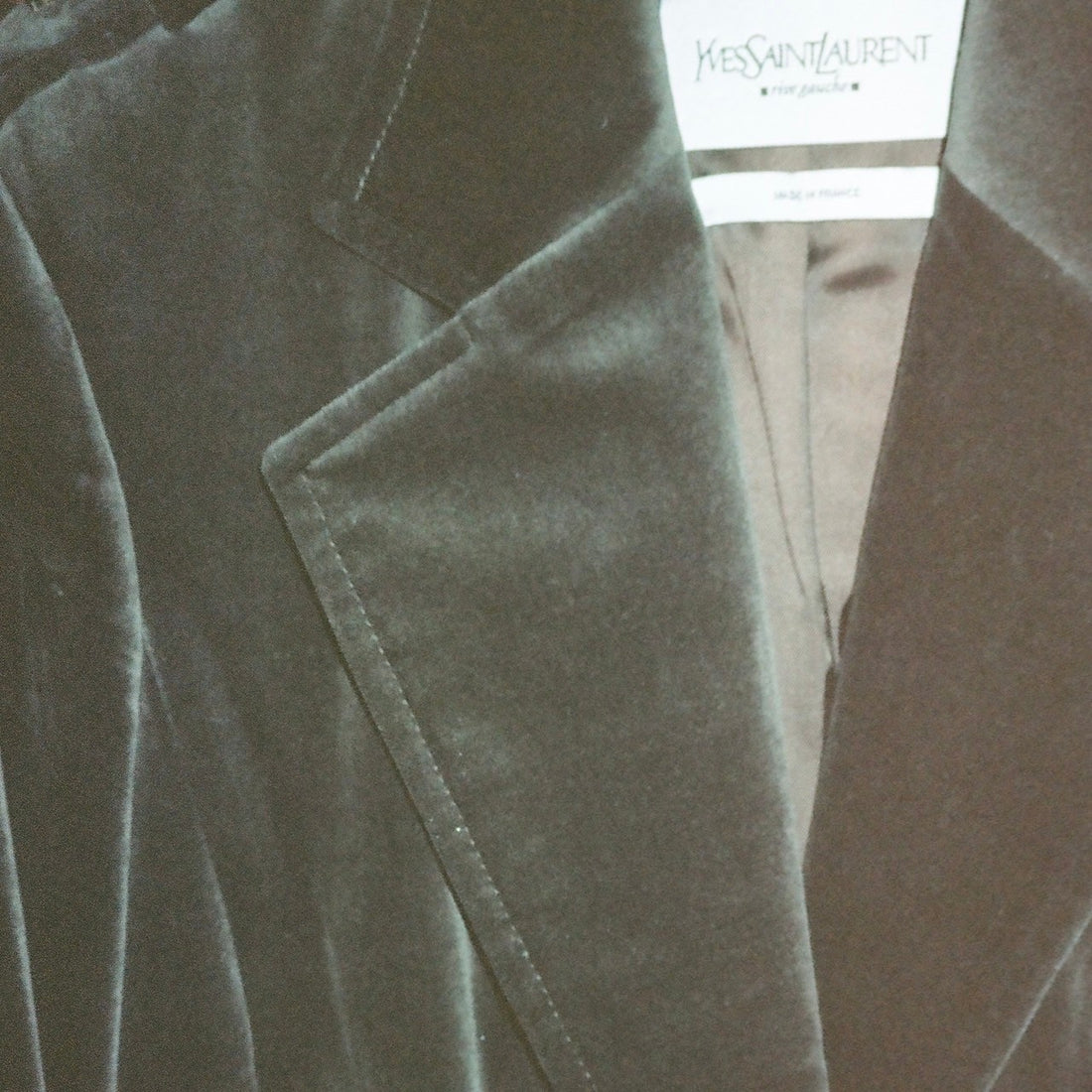 YVES SAINT LAURENT - NEW DELIVERY