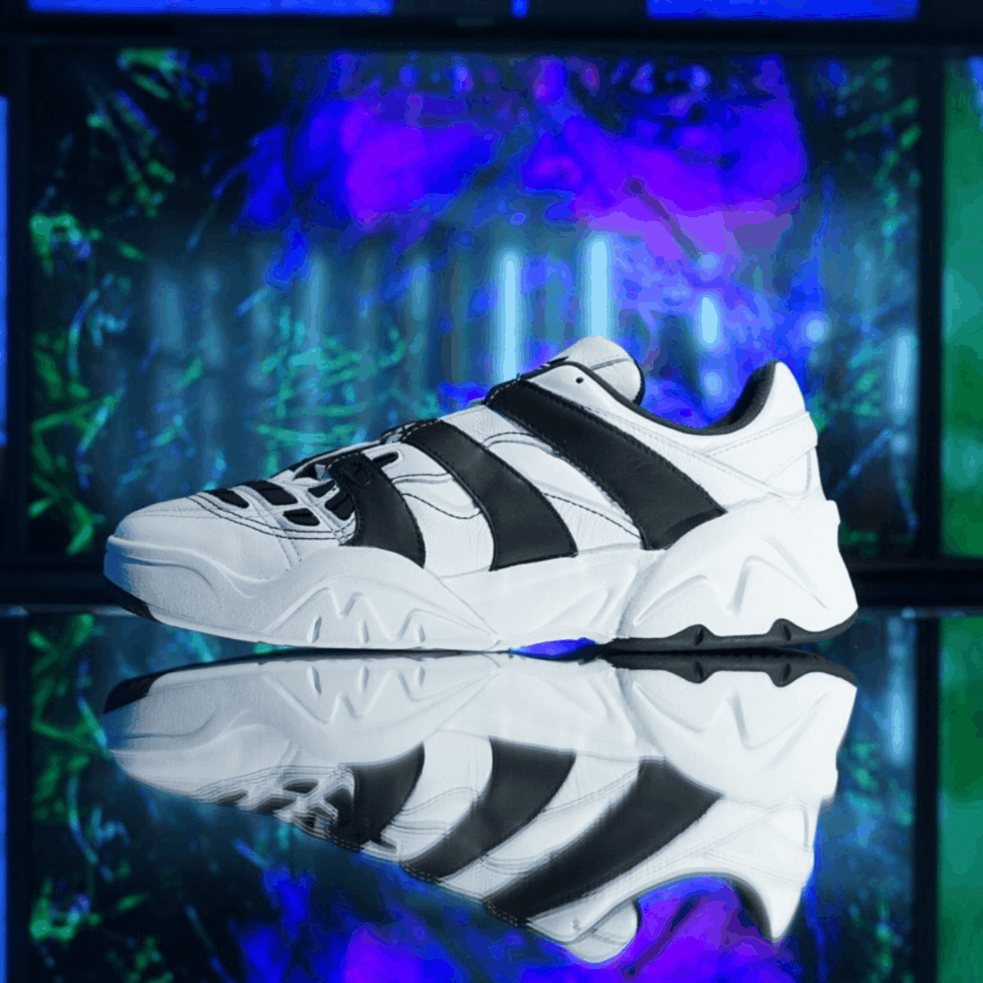 adidas Originals - NEW DELIVERY