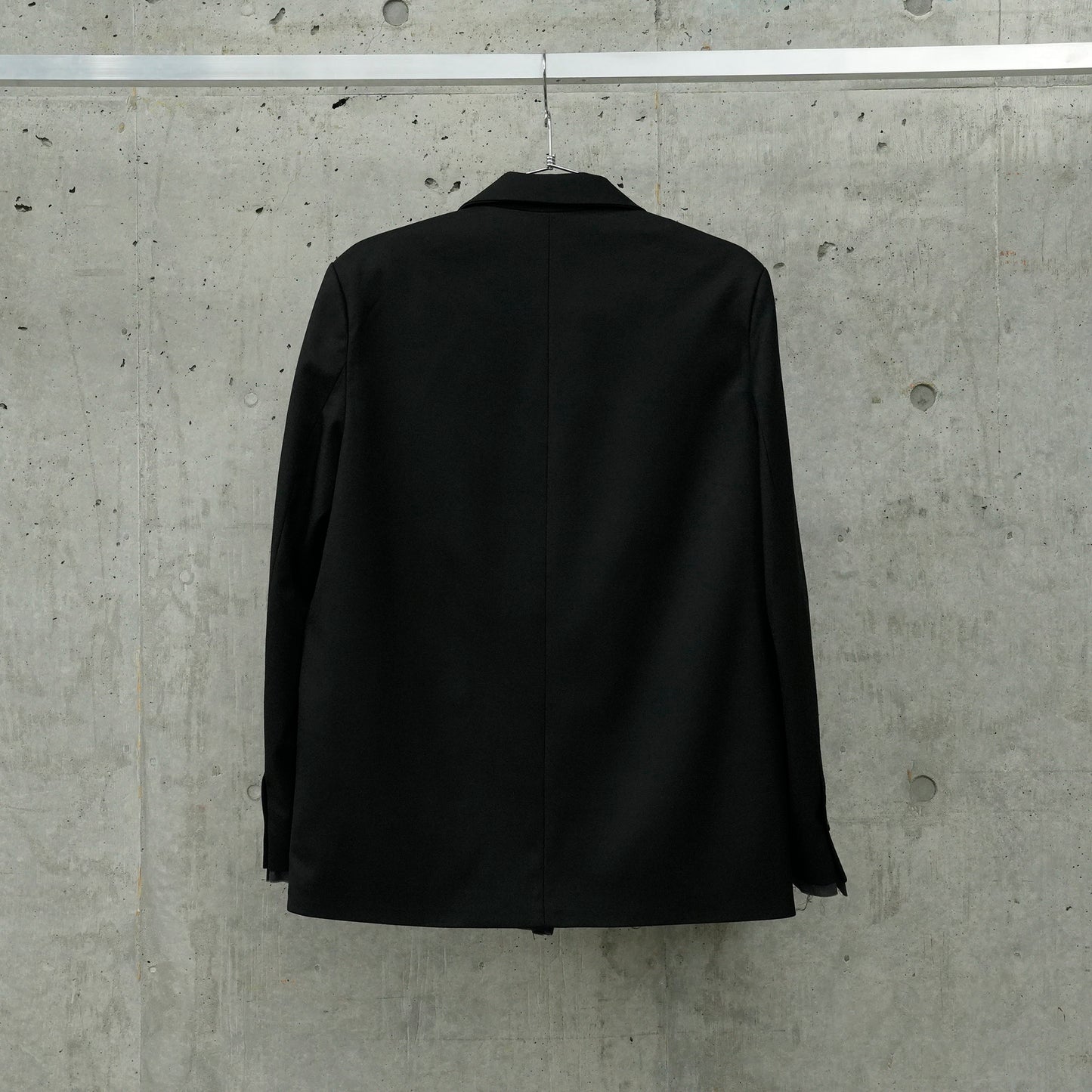 OVERSIZED RAW EDGE JACKET / BLACK