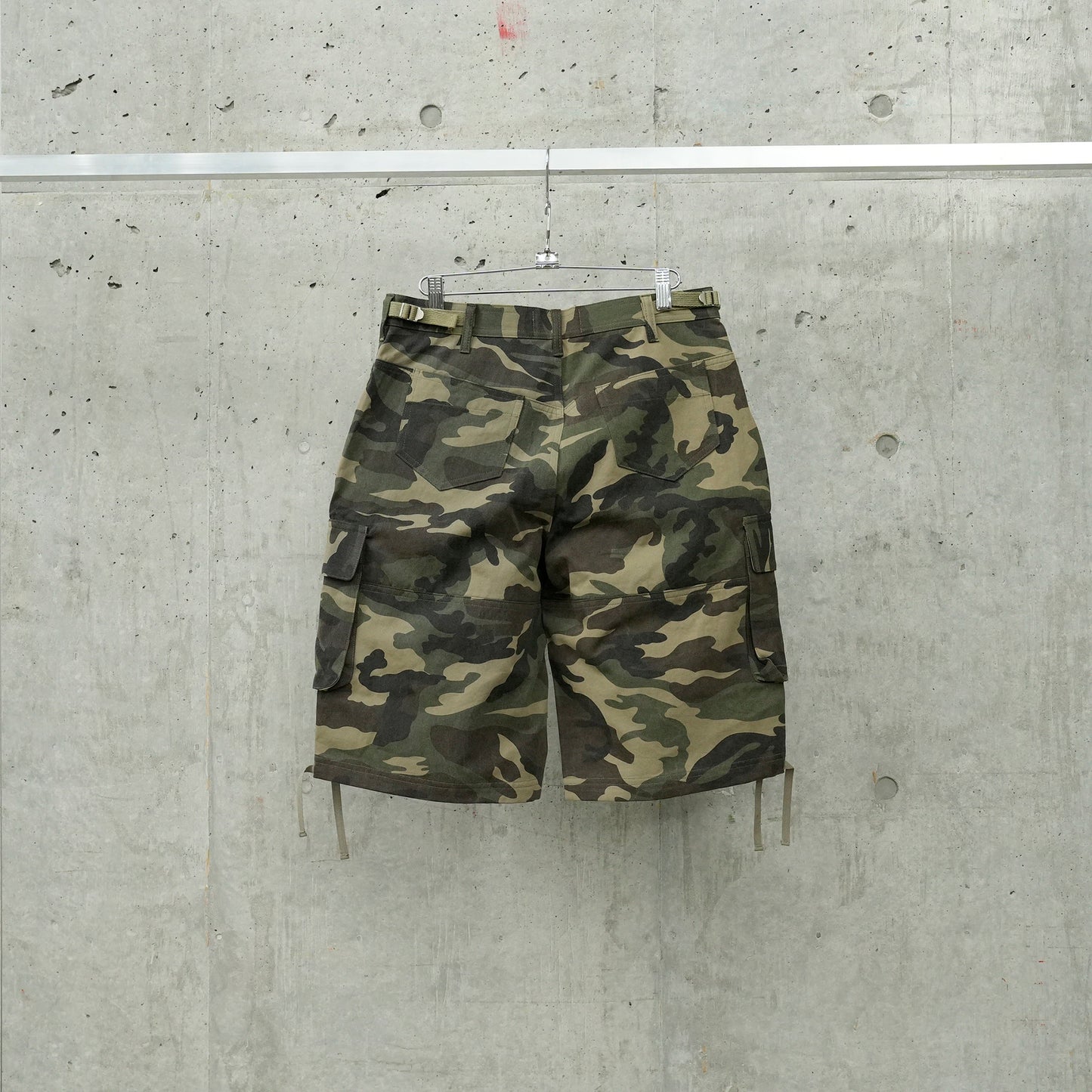 CARGO MIDI PANTS / CAMO