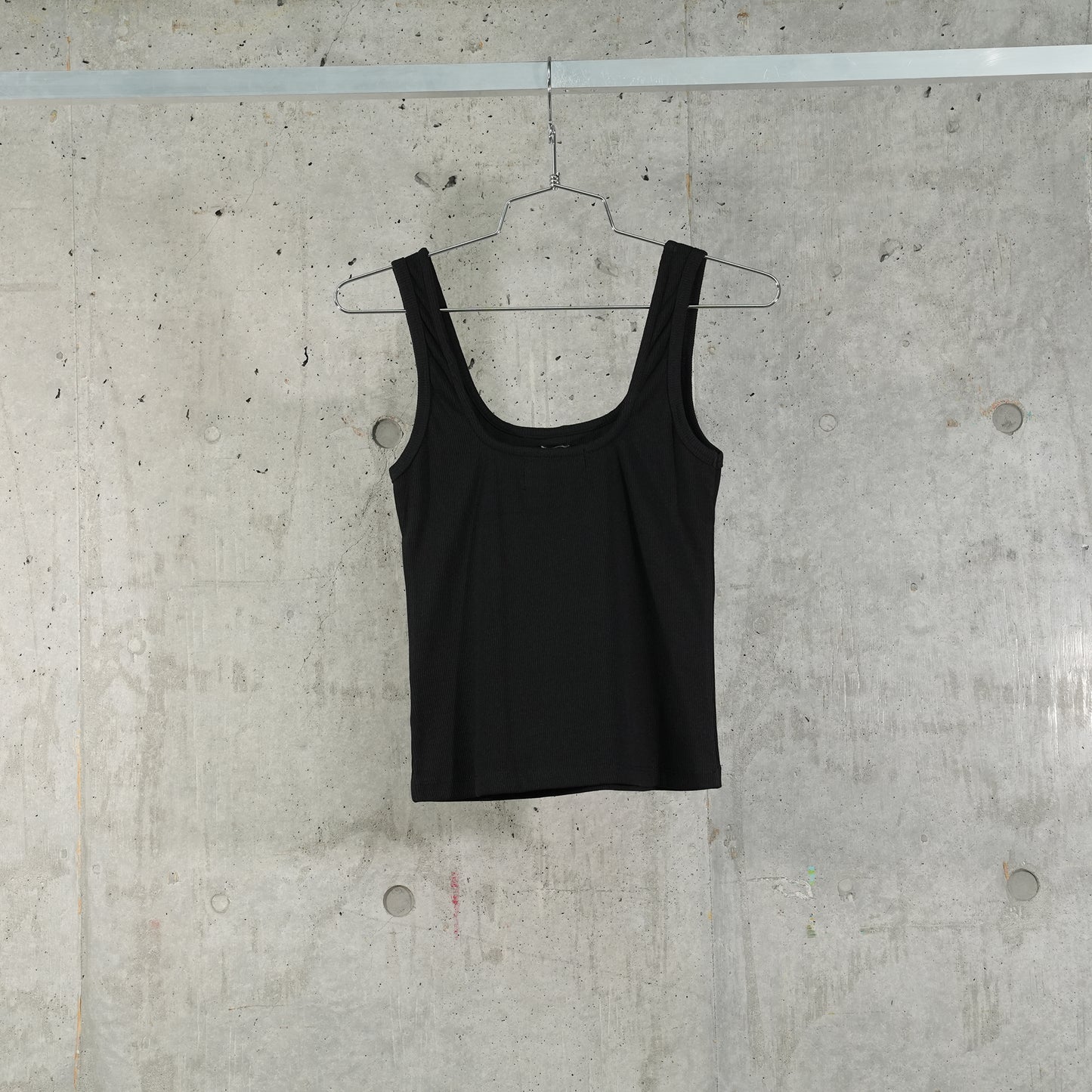 SQUARE TANK TOP / BLACK