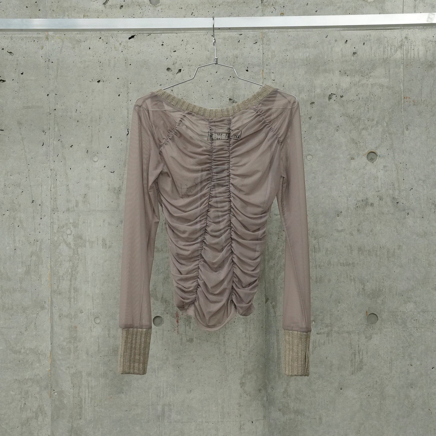 F1 SHIRRING MESH TOP / COCOA