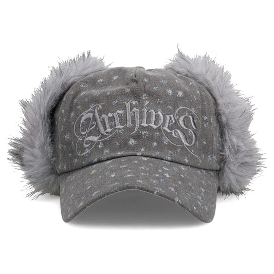 ARCHIVES DAISY FUR EARFLAP CAP / GREY