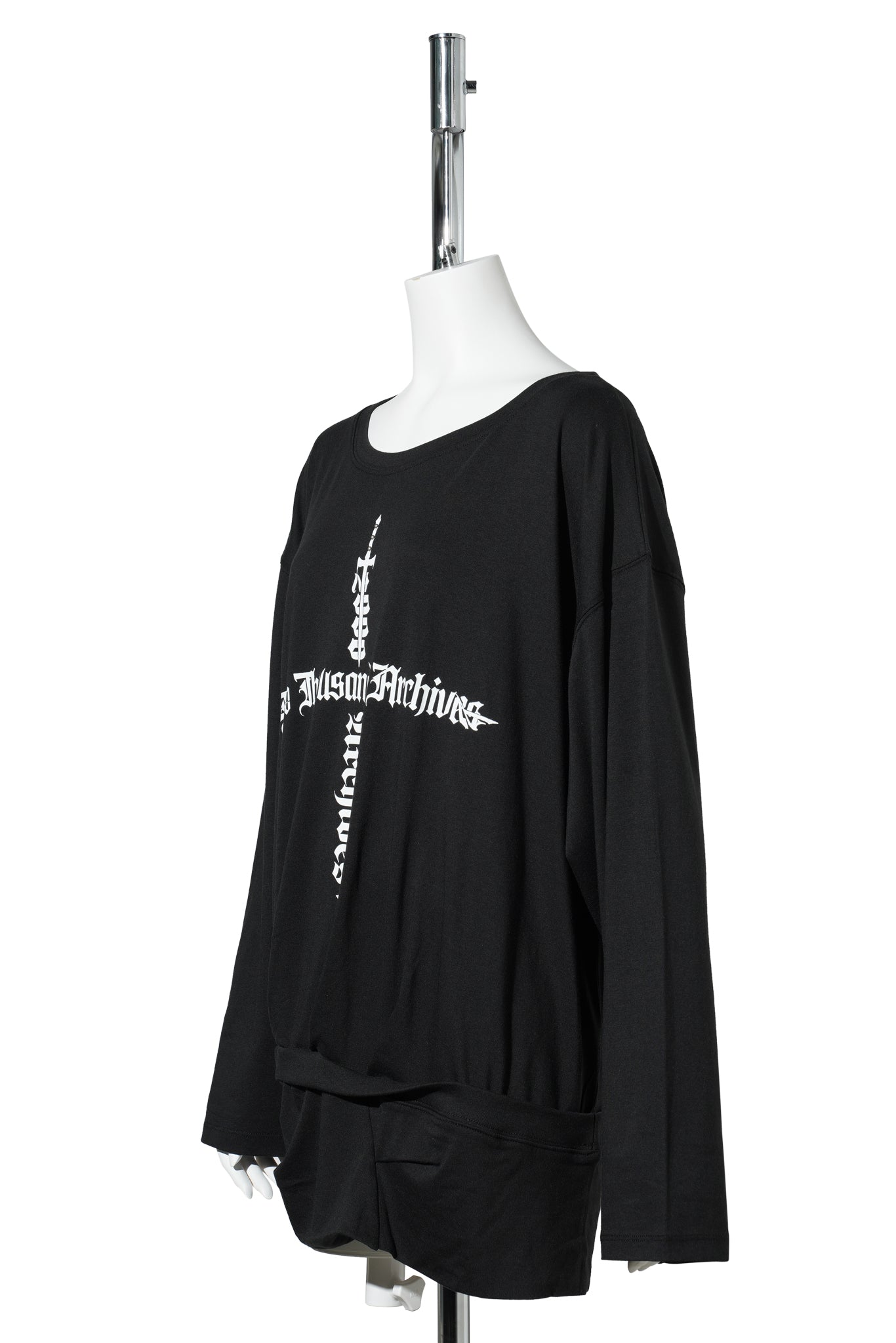 DAGGER DRAPED T-SHIRT / BLACK