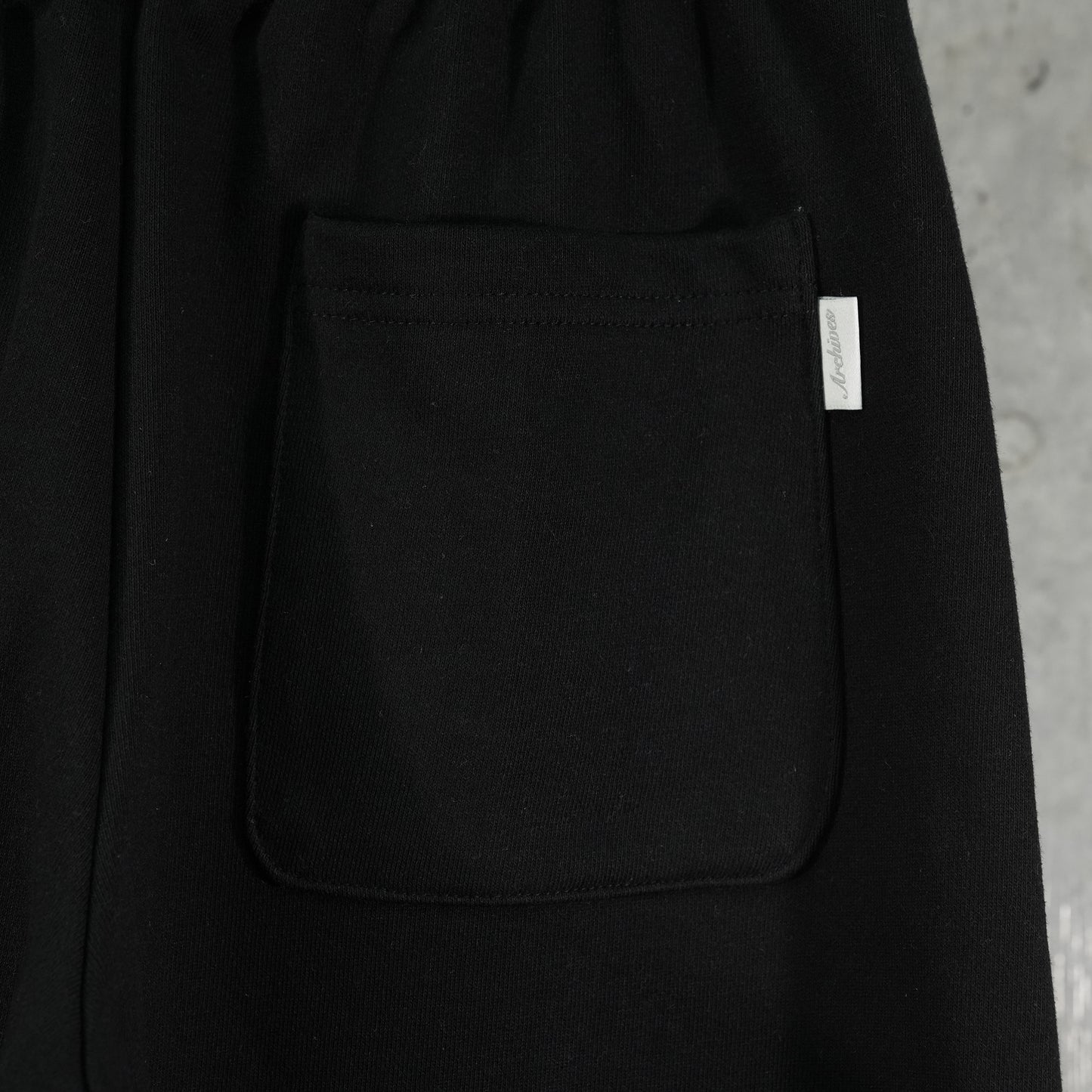 ADJUSTABLE SWEATPANTS / BLACK