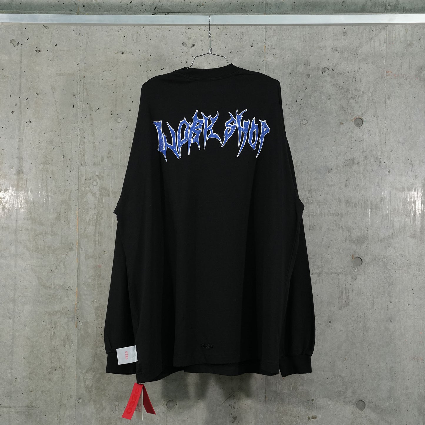 ''OFFICE FRUIT'' OVERSIZED LONGSLEEVE / WASHED BLACK