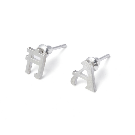 925 SILVER A EARRINGS / SILVER