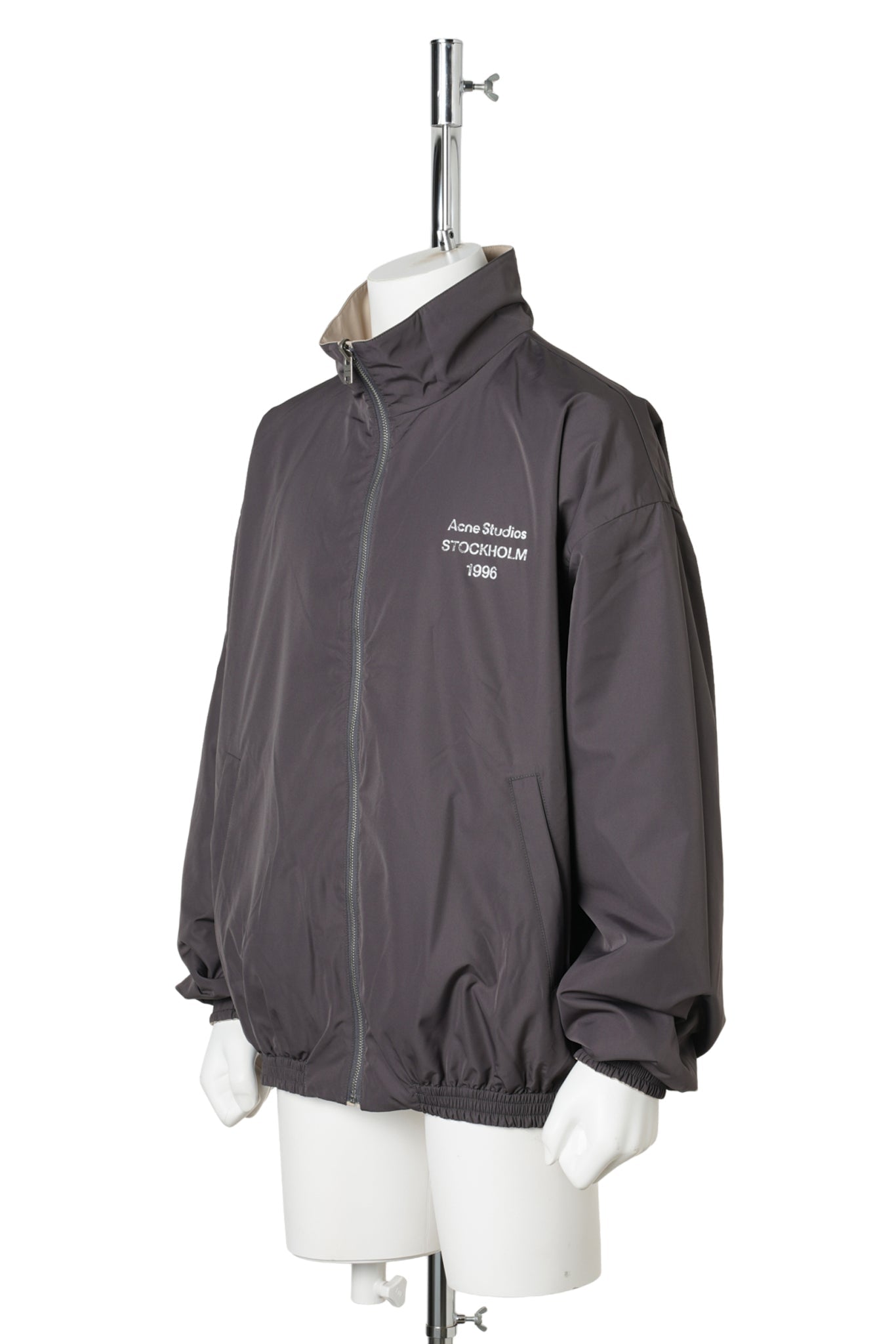 REVERSIBLE LOGO JACKET / AEK:BEIGE
