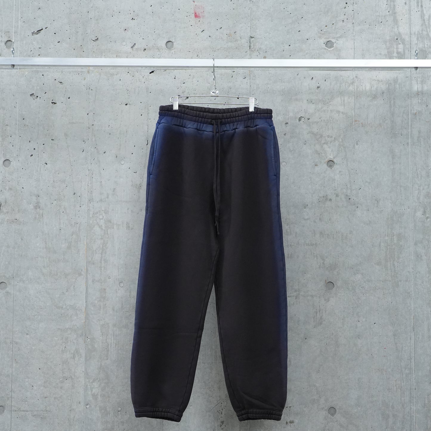 VERGE SWEATPANT / BROWN