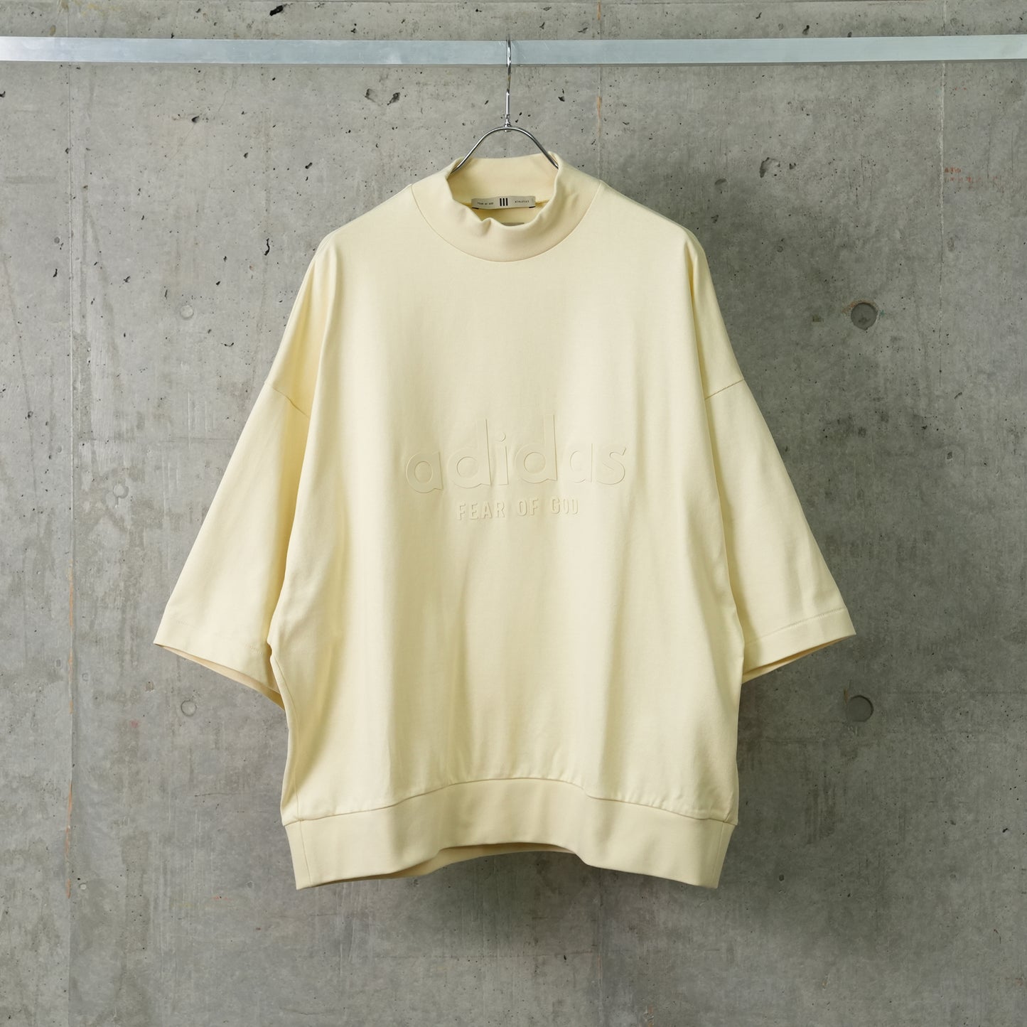 ATHLETICS 3/4 TEE / PALE YELLOW