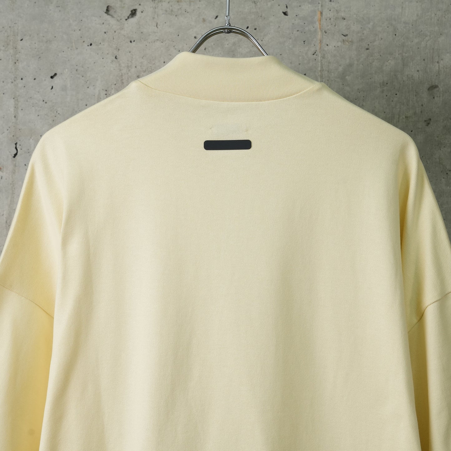 ATHLETICS 3/4 TEE / PALE YELLOW