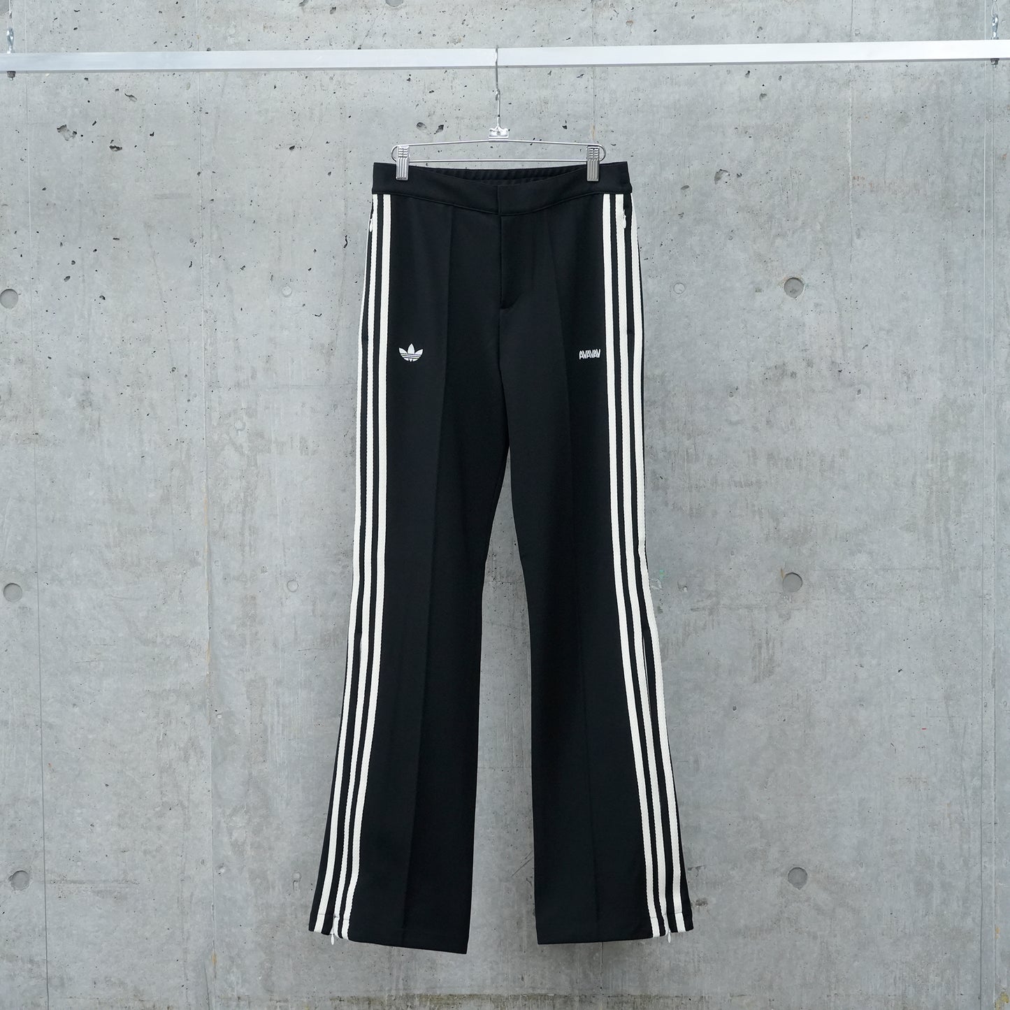 TRACK PANTS / BLACK