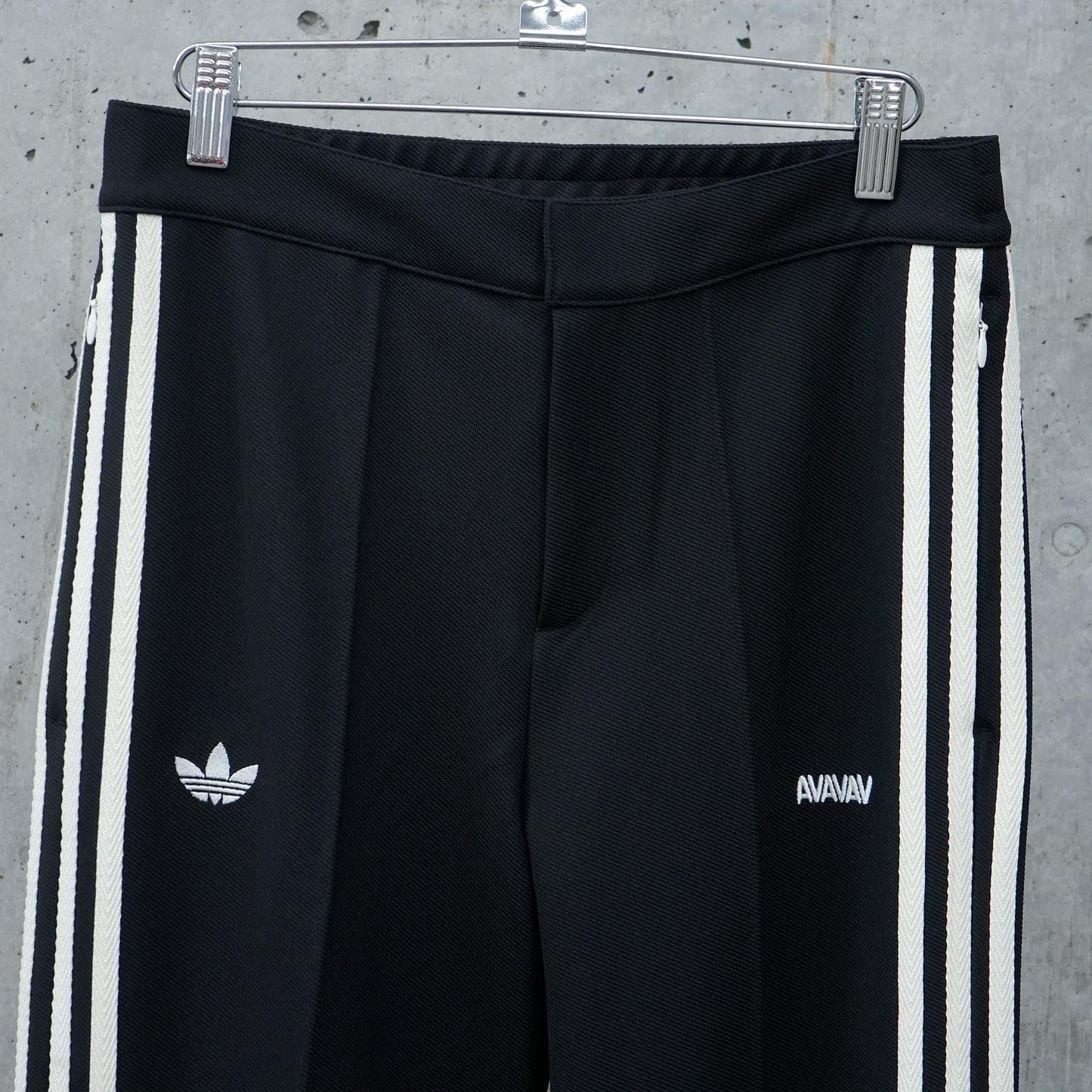 TRACK PANTS / BLACK