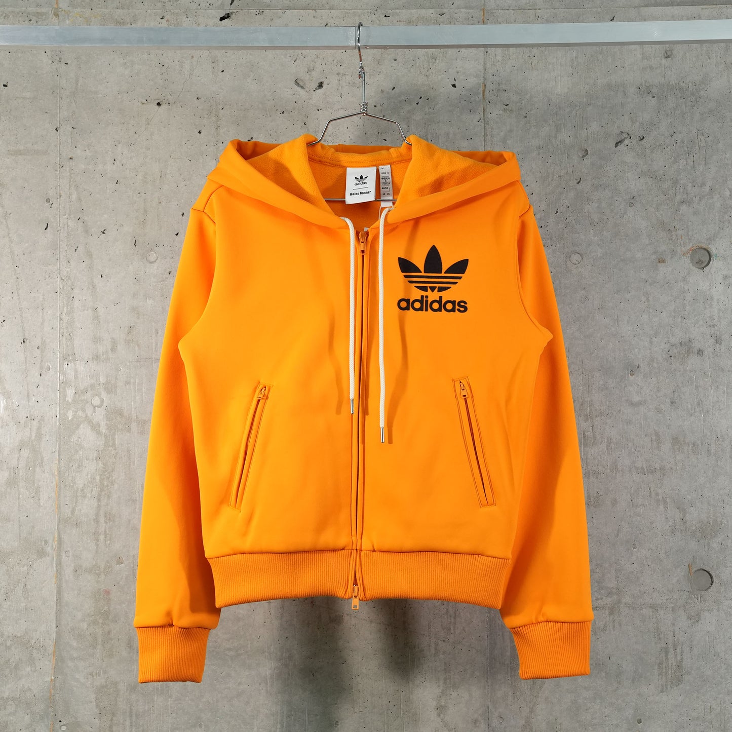 WB TRACK HOODIE / EQT ORANGE