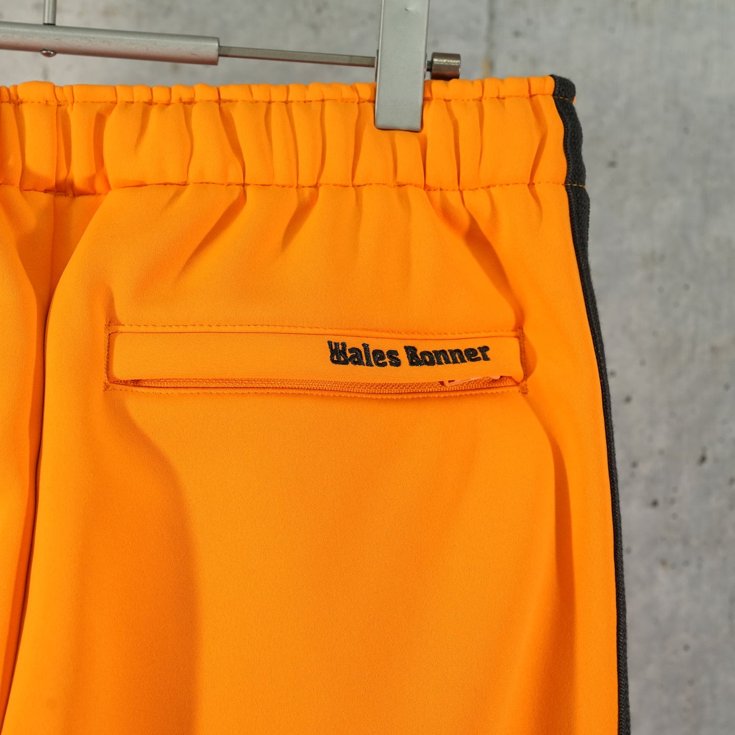 WB TRACK PANT / EQT ORANGE