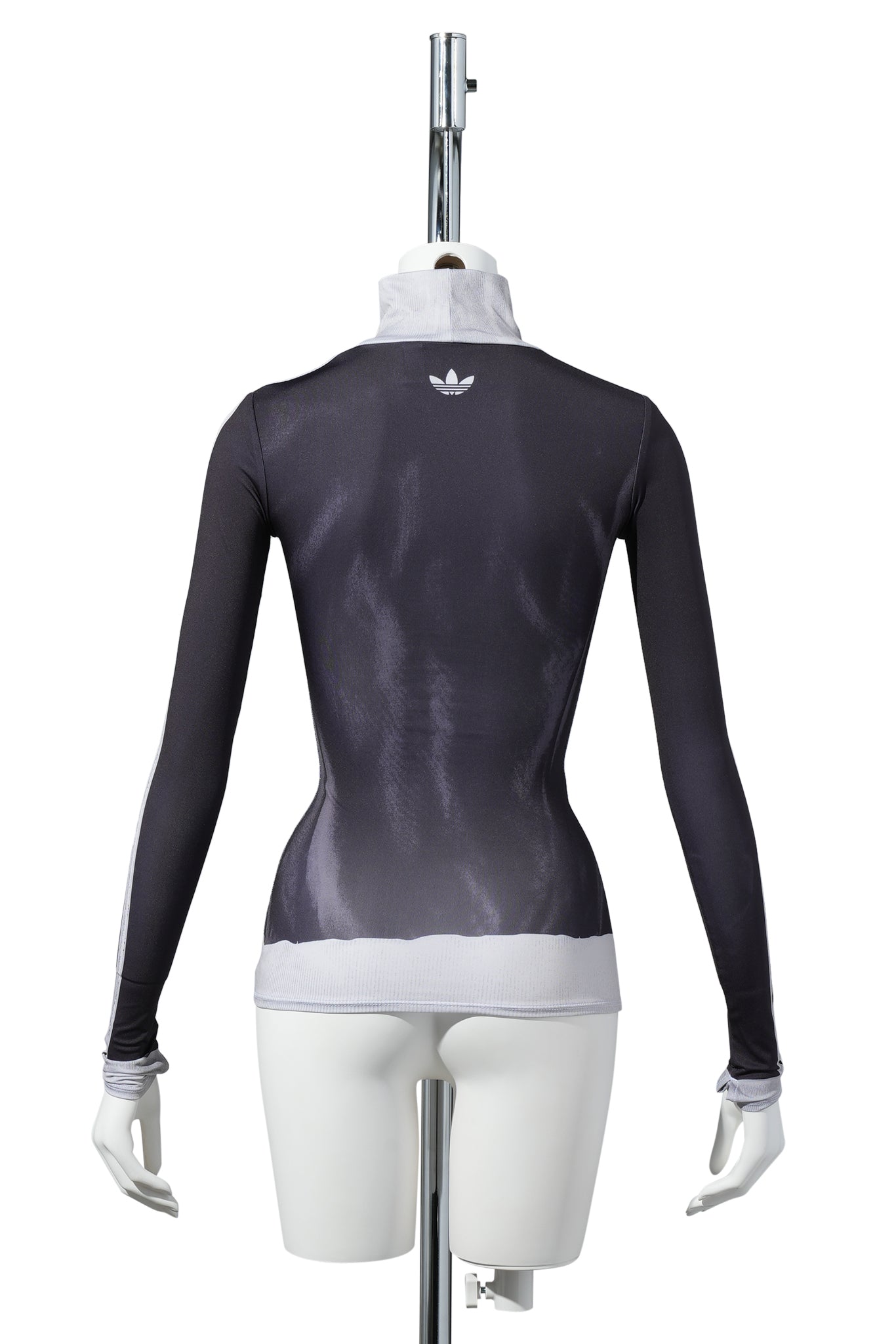 AV BASELAYER / BETSCA/BLACK