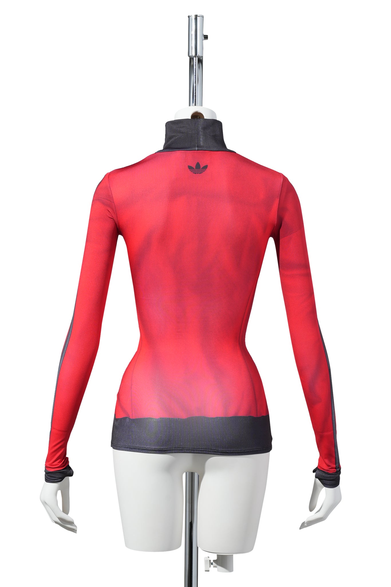 AV BASELAYER / BETSCA/BLACK