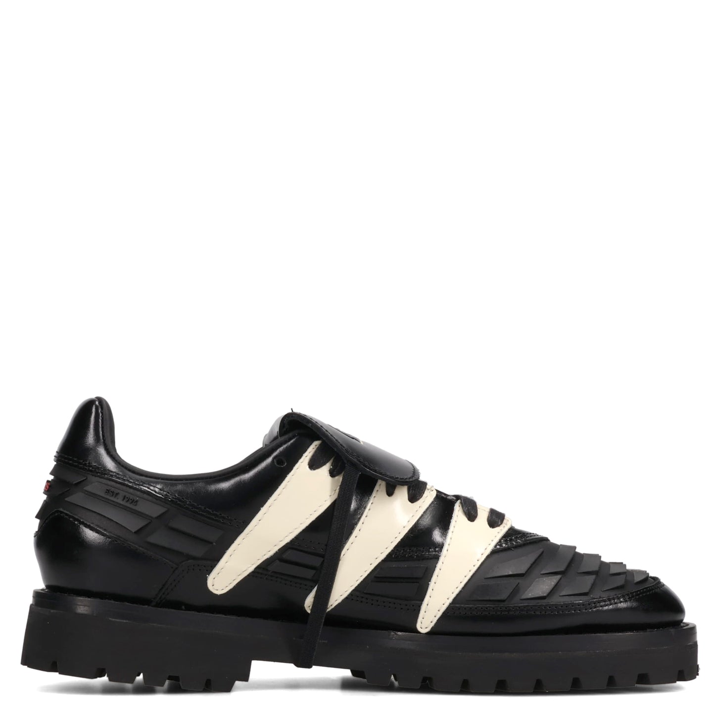 PREDATOR BRAIN DEAD / CBLACK/CREWHT/CBLACK