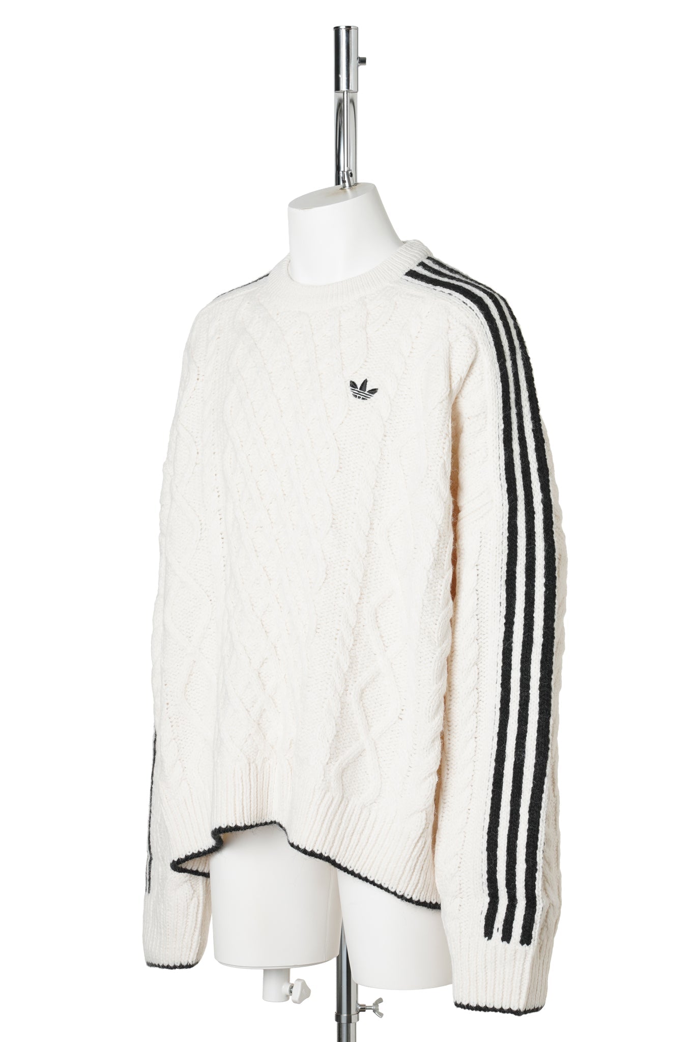 CABLEKNIT SWEATER / CWHITE/BLACK