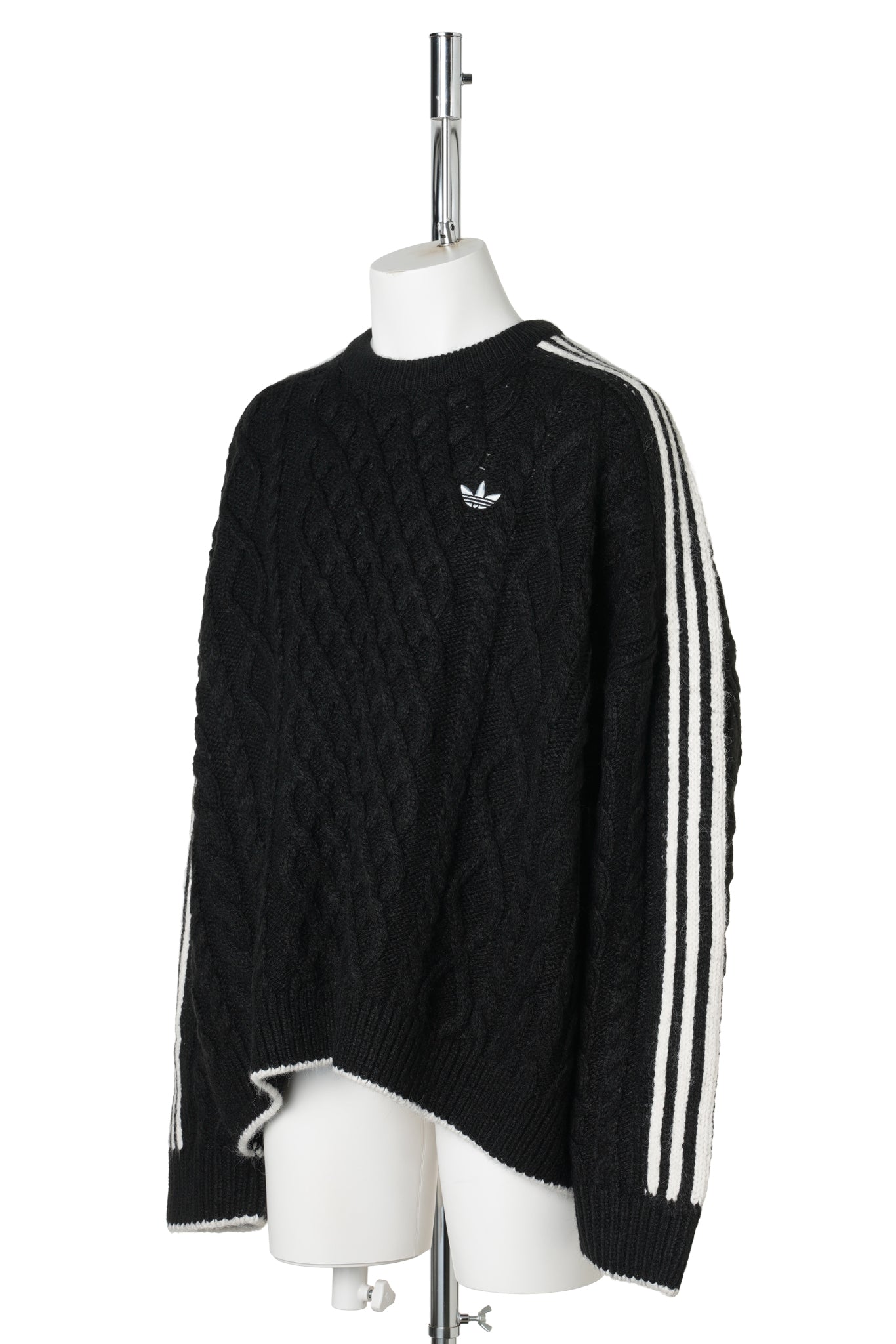 CABLEKNIT SWEATER / BLACK/CWHITE