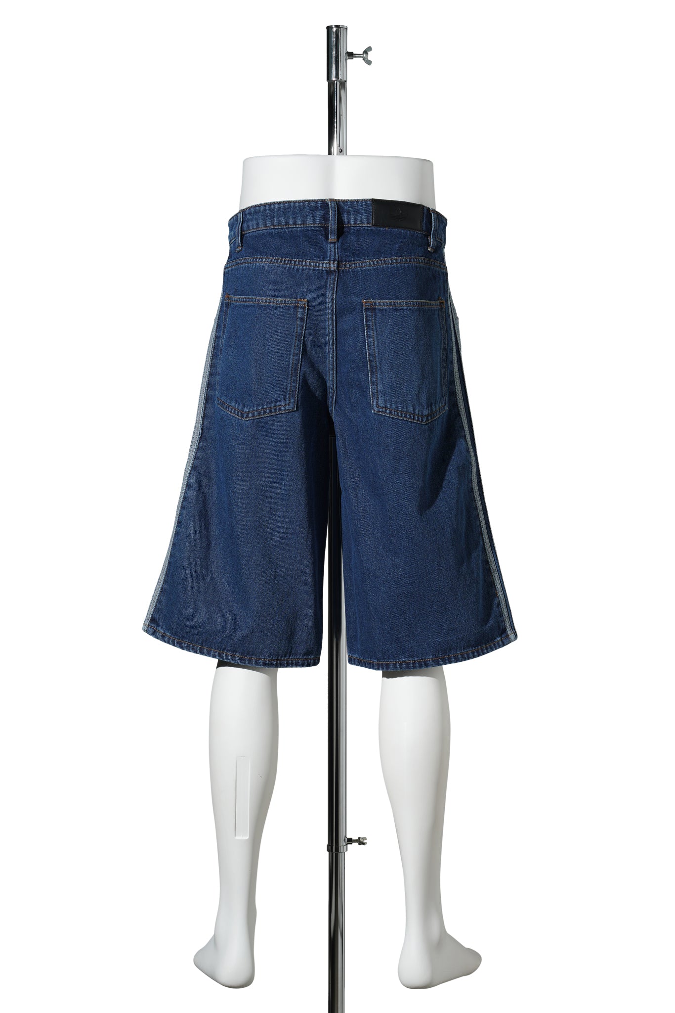 FIREBIRD ADICOLOR DENIM SHORTS / MEDVIN