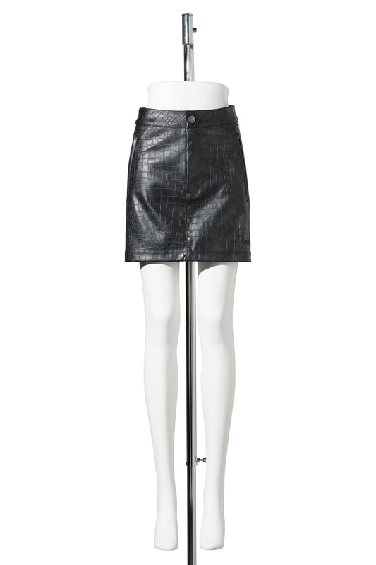 PLEATHER MINI SKIRT / BLACK