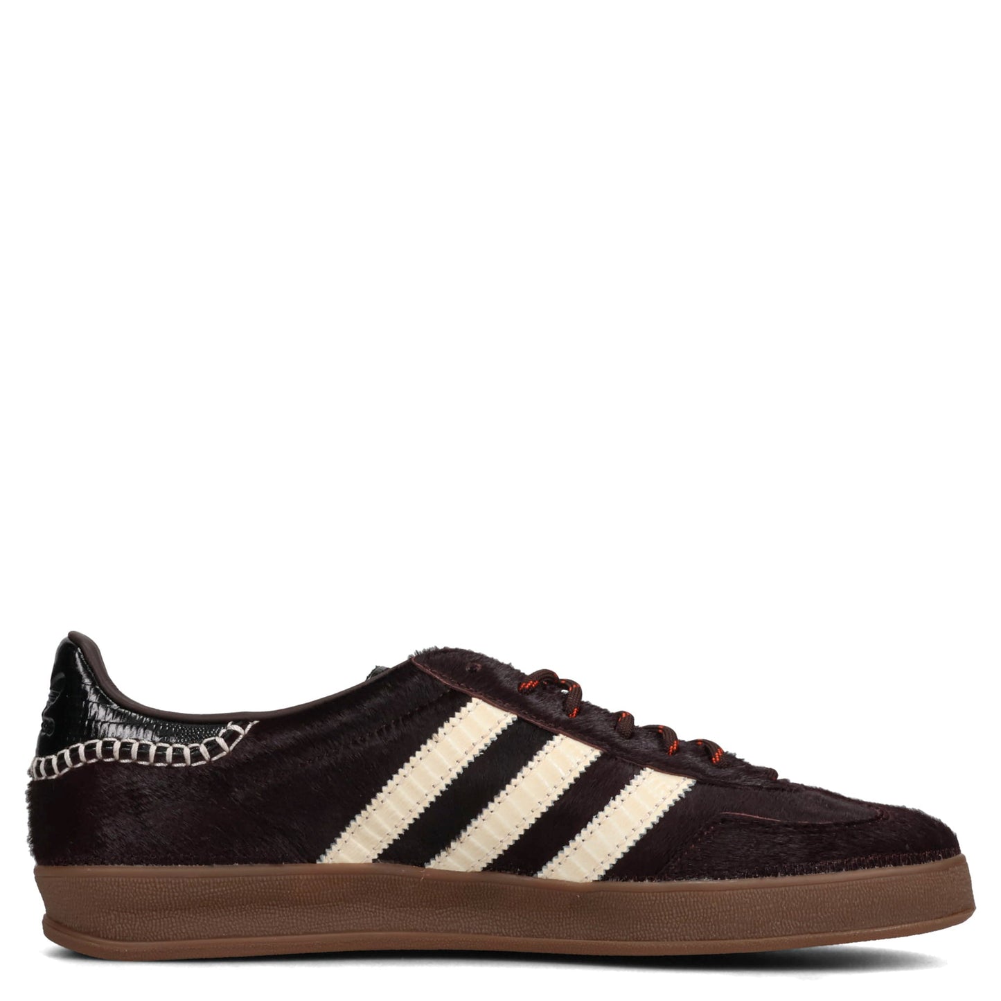 WB GAZELLE PONY / AUCO/WONWHI/CBLACK