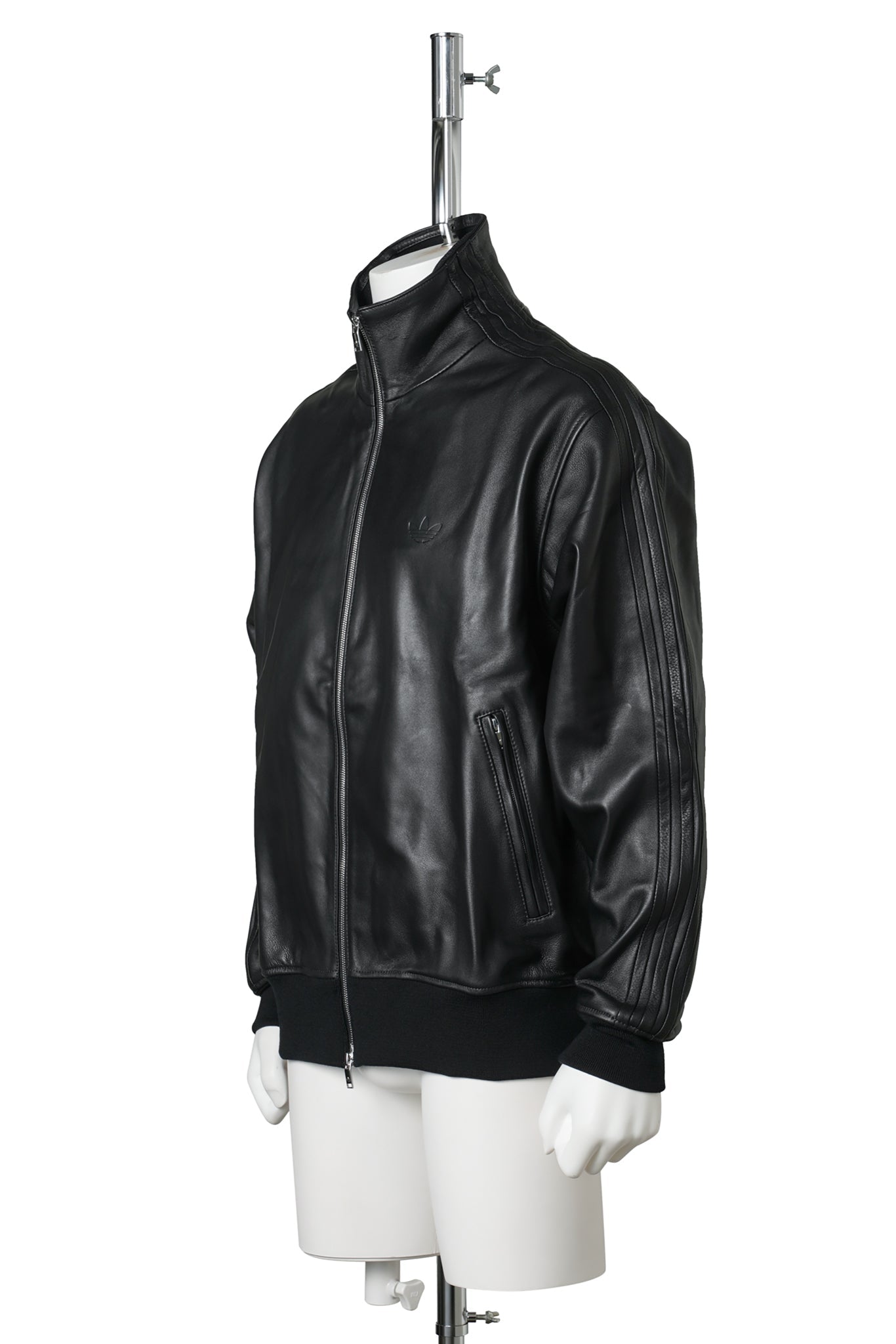 A LEATHER TT / BLACK