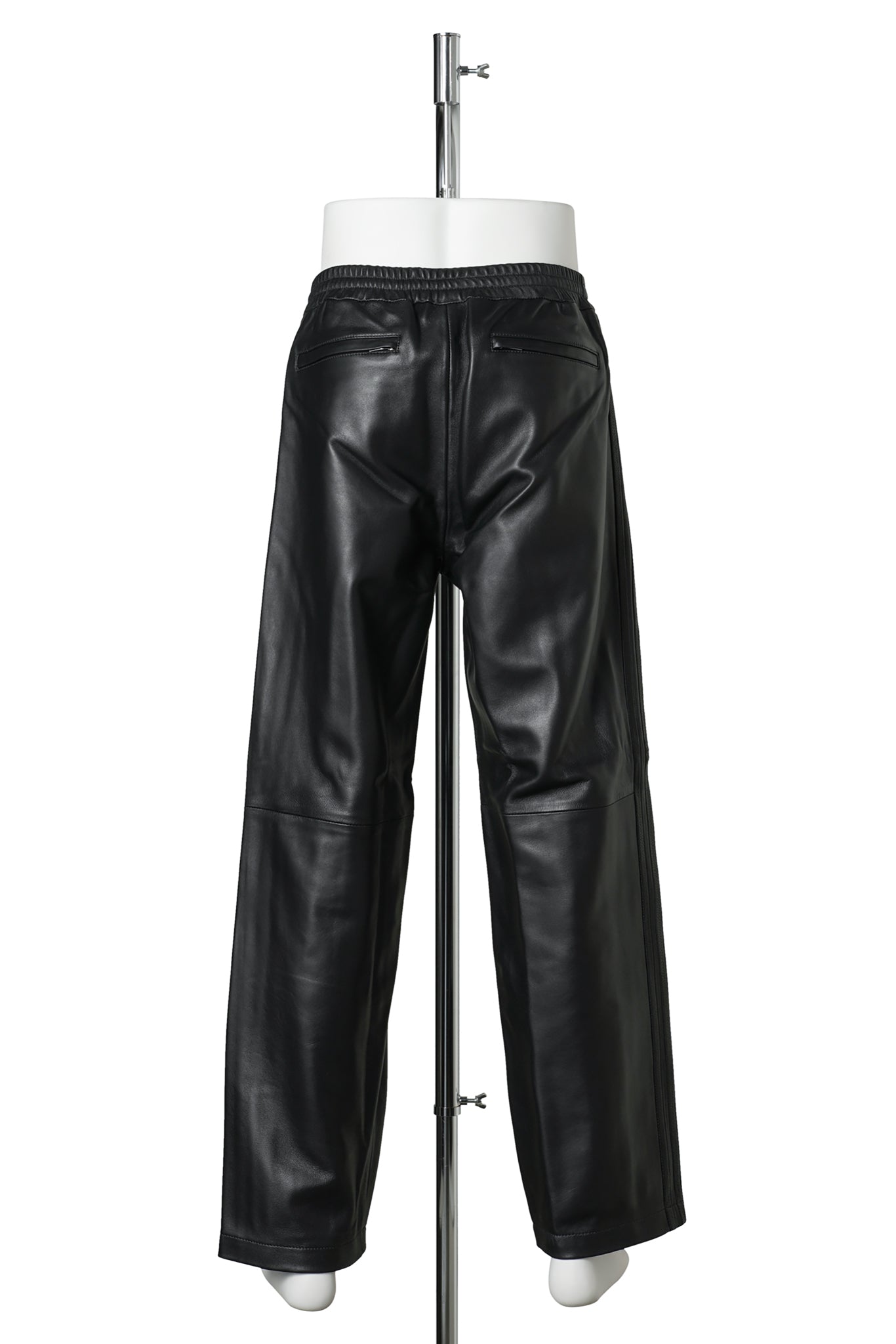 A LEATHER TP / BLACK