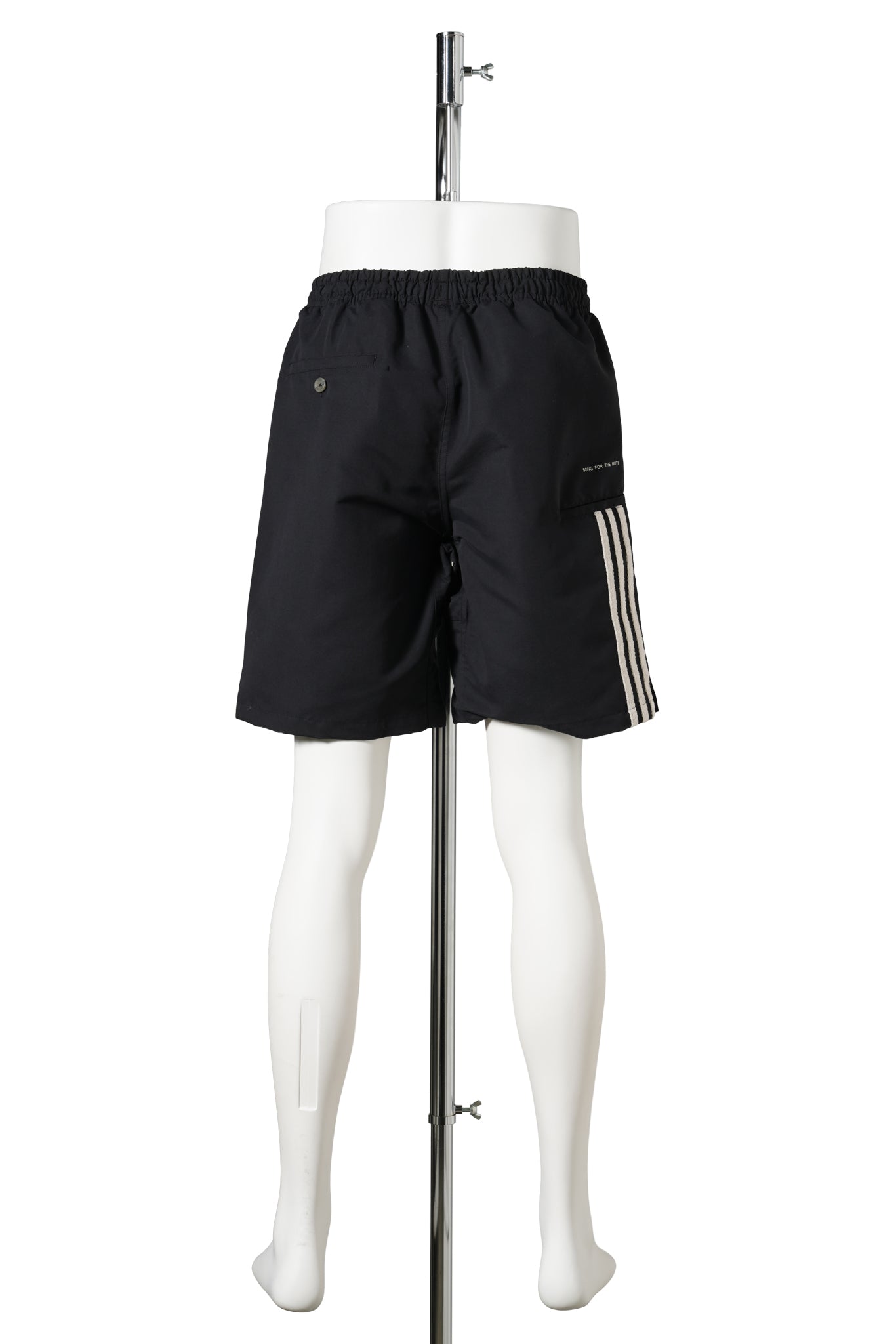 ADI007 SHORTS / BLACK