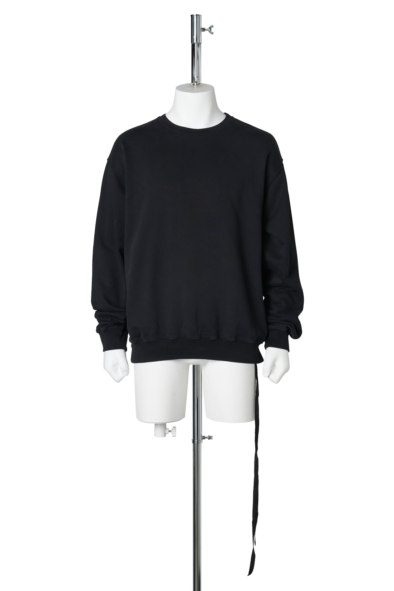 HENRICUS STANDARD CREW NECK SWEATER / BLACK