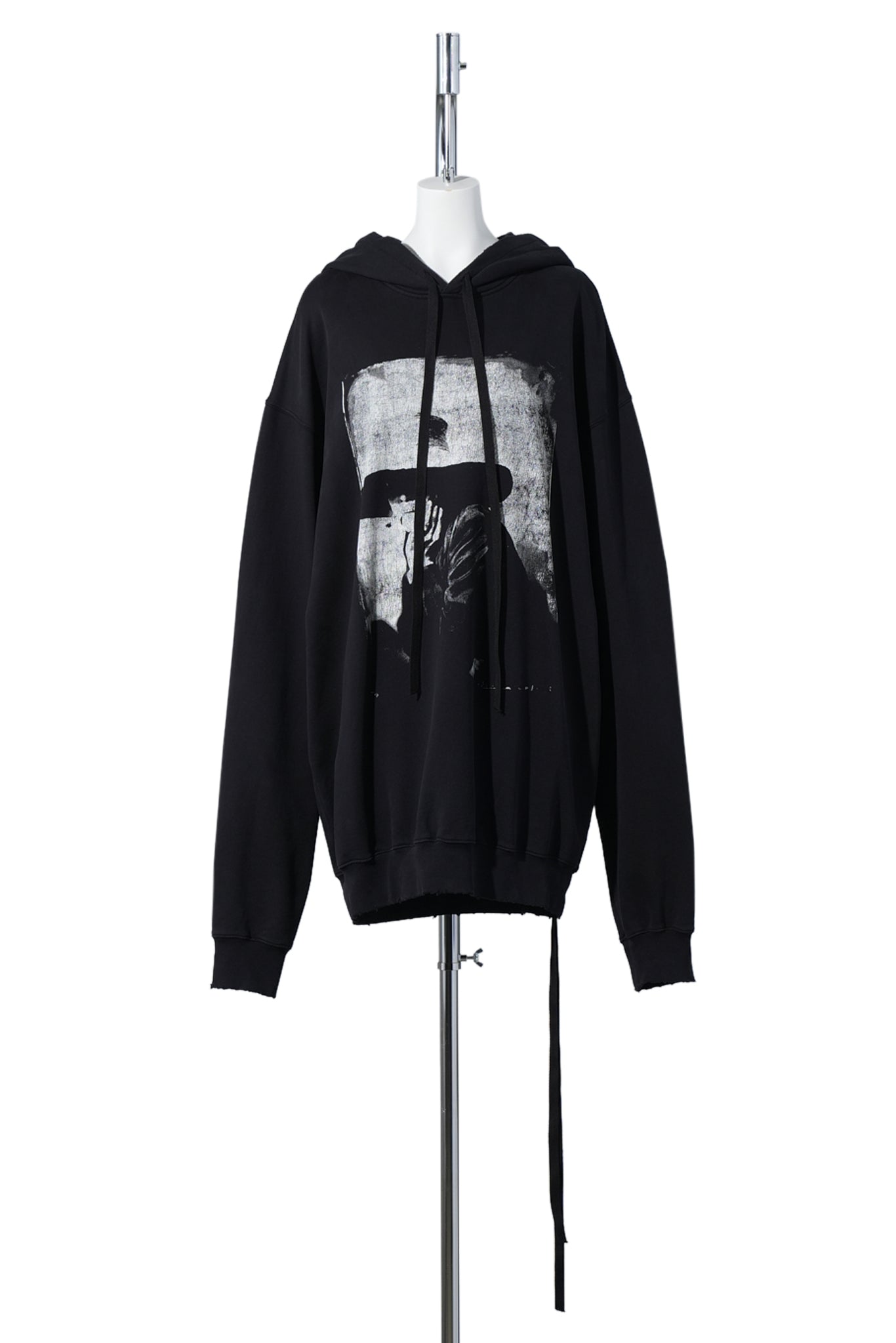 OLLIE HIGH COMFORT HOODY WITH "THE STRANGER" PRINT / BLACK