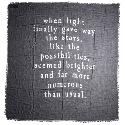 VESTA SQUARED SCARF / D0092:BLACK/NATURAL WHITE