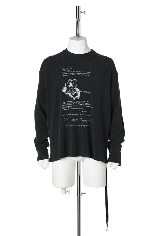 EMIL RELAX FIT LONG SLEEVE BOXY T-SHIRT WITH "DEAR DIARY" PRINT / 098:FADED BLACK