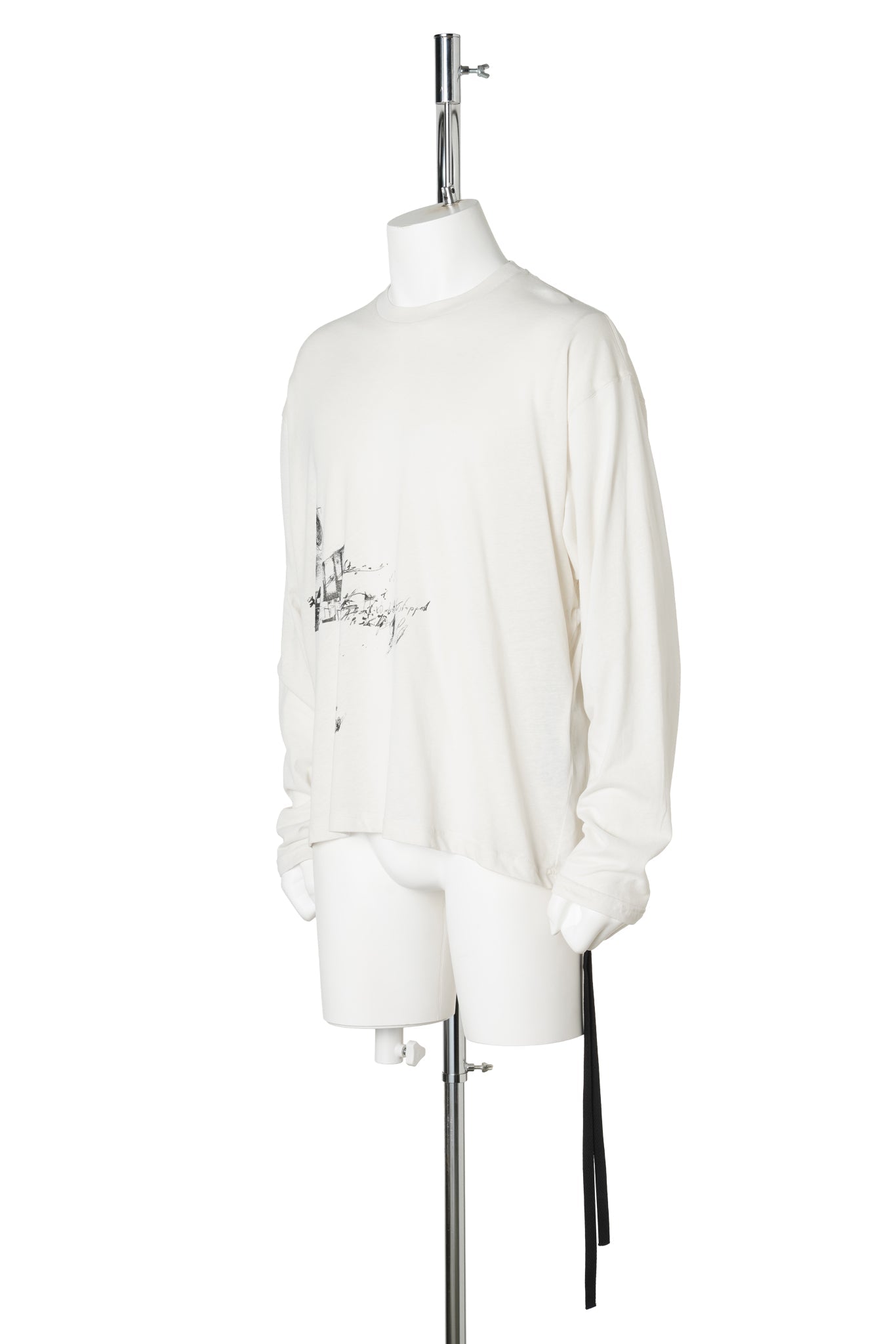 EMIL RELAX FIT LONG SLEEVE BOXY T-SHIRT WITH "CLASSROOM MEMORY" PRINT / 003:IVORY