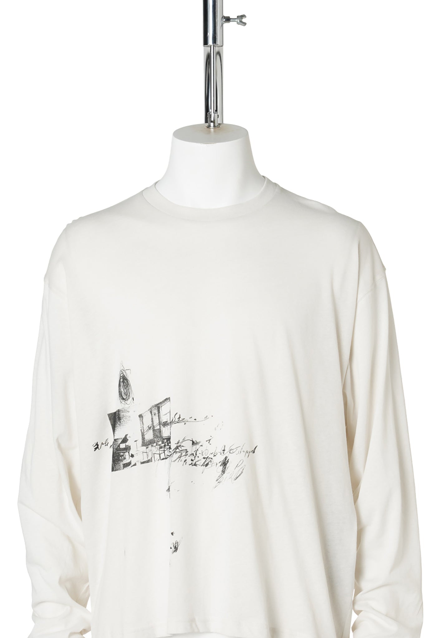 EMIL RELAX FIT LONG SLEEVE BOXY T-SHIRT WITH "CLASSROOM MEMORY" PRINT / 003:IVORY